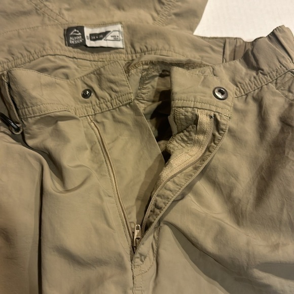 Alpine Design khaki pants convert to shorts 34x30 multiple pockets zipper front - Picture 11 of 11